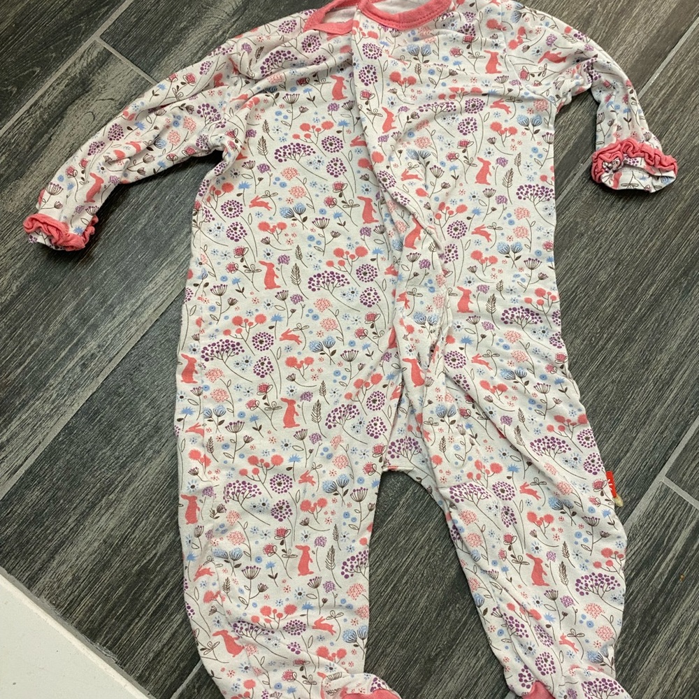 Soft sleeper 0-3 months magnetic me